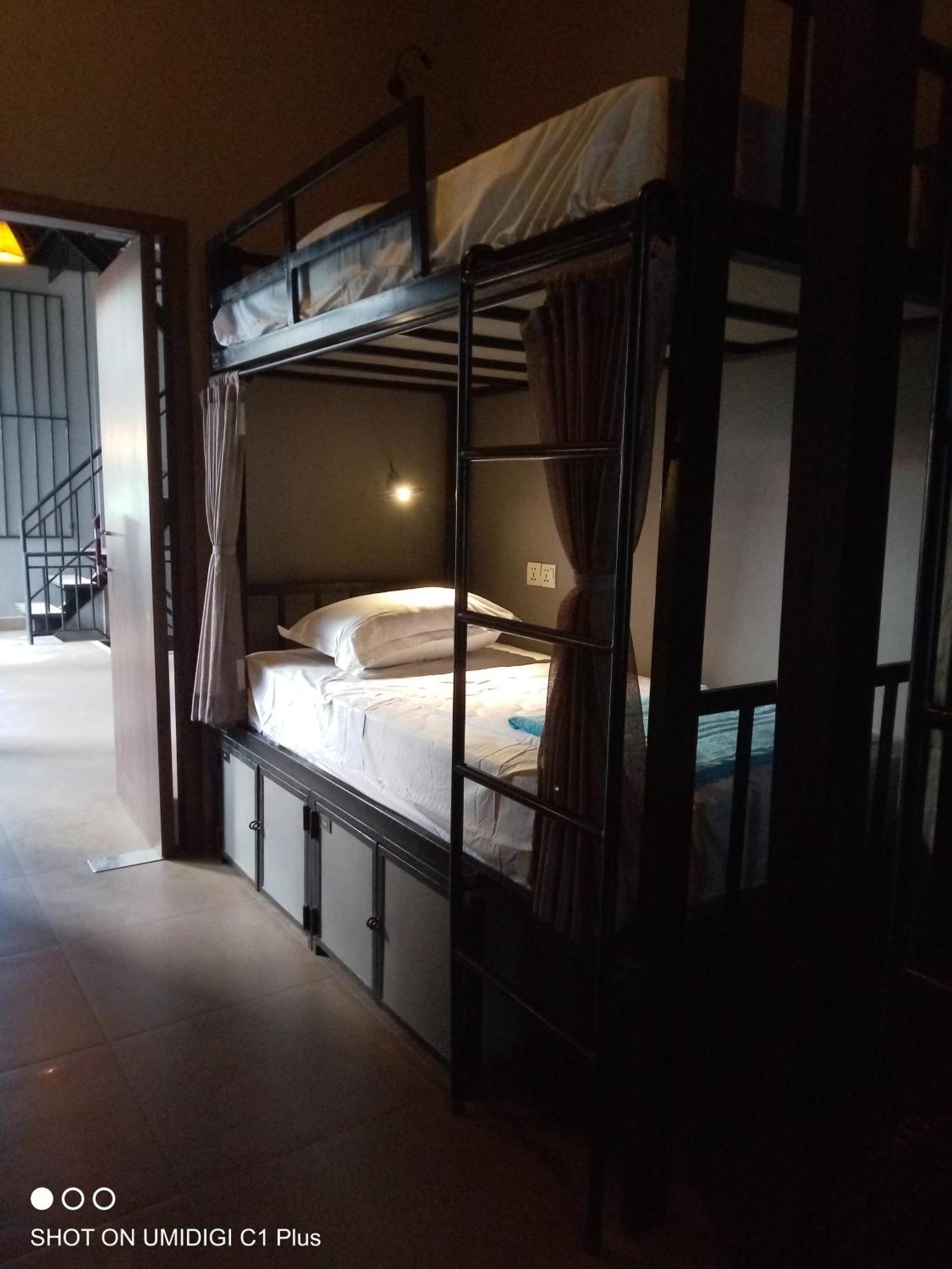 Hostel Fuji Phnom Penh Exterior photo